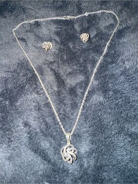 Lagos sterling silver love knot set